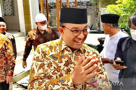 Hal 2 Bukti Anies Baswedan Toleransi Umat Beragama Pengamat Sentil