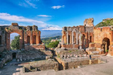 Premium Photo Ruins Of Ancient Greek Theater In Taormina And Etna