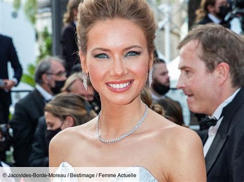 Amandine Petit Renversante En Bikini Chancr Et Chevelure De Lionne Femme Actuelle Le Mag