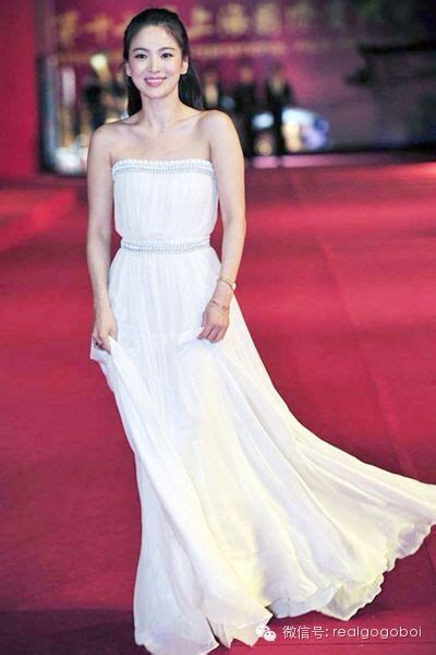 9 Times Song Hye Kyo Was An Absolute Stunner In The Most Gorgeous Gowns