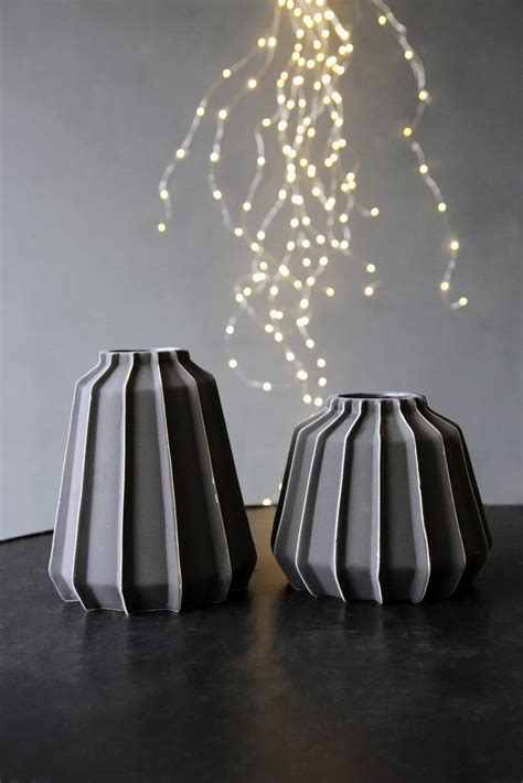 Set Of 2 Black And White Ribbed Vases View All Home Accessories Home Accessories Vase Settings