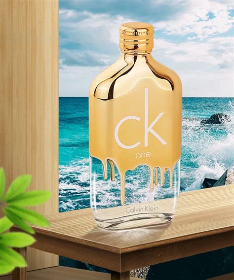 Calvin Klein CK ONE GOLD 炫金限量版中性淡香水 EDT100ML 流動青春 無畏是金 CK 香水台灣專櫃 男女中性淡香水