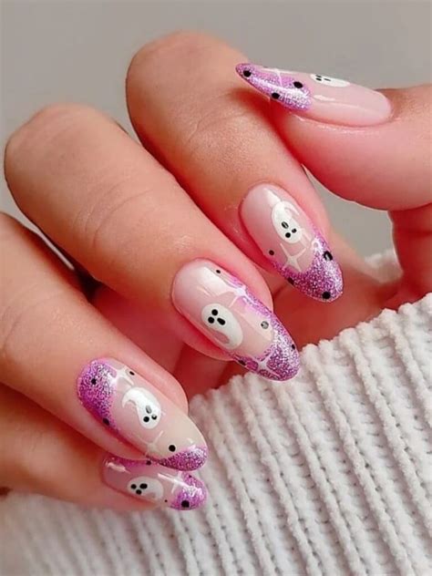 Spooky Ghost Nails For Halloween Chasing Daisies