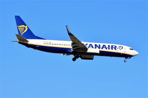 TFS EI EVS Boeing 737 8AS Ryanair Geoffrey Zandecki Flickr