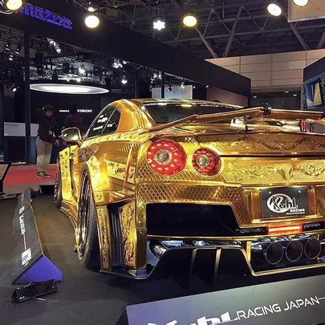 CARLiFESTYLE On Instagram Gold GTR At The Tokyo Auto Salon What Do