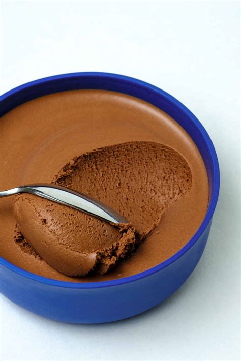 Recette De La Mousse Au Chocolat De Patrice Demers Tastet