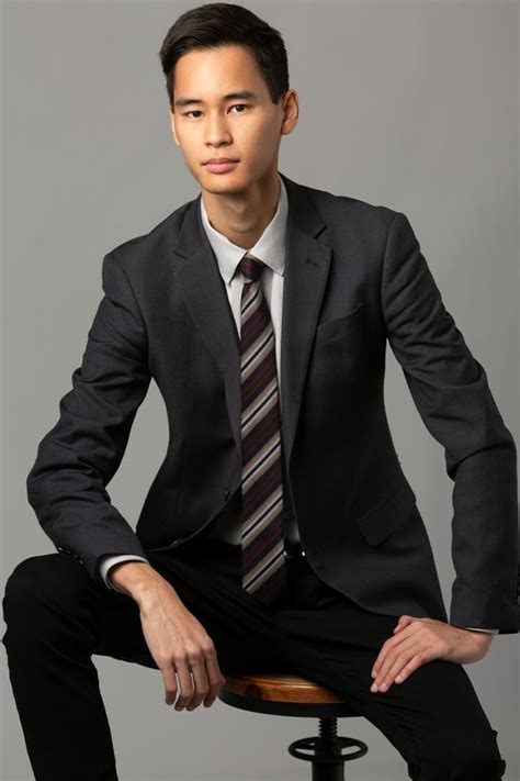Helen Wells Agency Portfolio Photos 2022 Suit And Tie Business Man