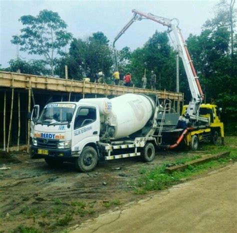 Harga Sewa Pompa Beton Purwakarta Rental Concrete Pump