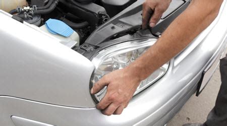 Fix Your BMWs Adaptive Headlight Under An Experts Supervision In Pontiac