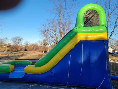 Bounce Houses Davistent