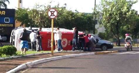 G1 Viatura do Samu tomba na Avenida Nações Unidas em Bauru notícias