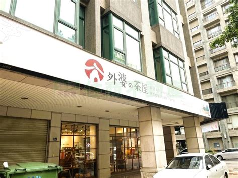 新竹縣竹北市縣政八街店面近家樂福黃金角店雙招牌 房屋出租 樂屋網