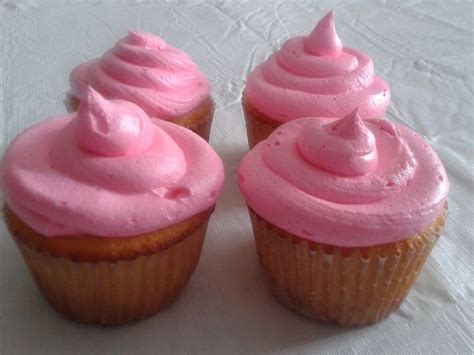 Vanilla Cupcakes Pink Frosting Custom Cakes Vanilla Cupcakes Sweet