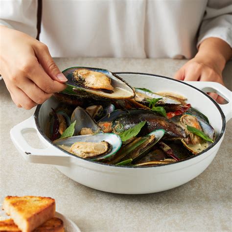 Thai Green Curry Mussels | Marion's Kitchen