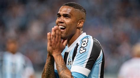 Gr Mio Douglas Costa Revela Conversa Renato E N O Descarta Retorno