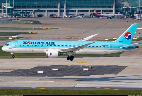 Hl Korean Air Lines Boeing Dreamliner Photo By Junha Park