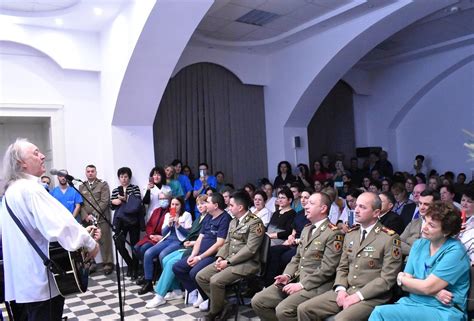 Tefan Hru C A Concertat Ast Zi La Spitalul Militar Din Sibiu