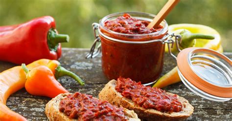 Ovako se pravi najbolji južnjački domaći ajvar Provereni recept koji