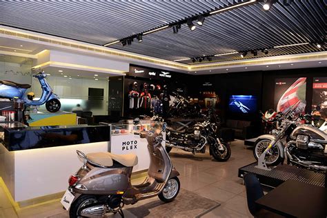 Aperto In India Motoplex Il Nuovo Flagship Store Del Gruppo Piaggio