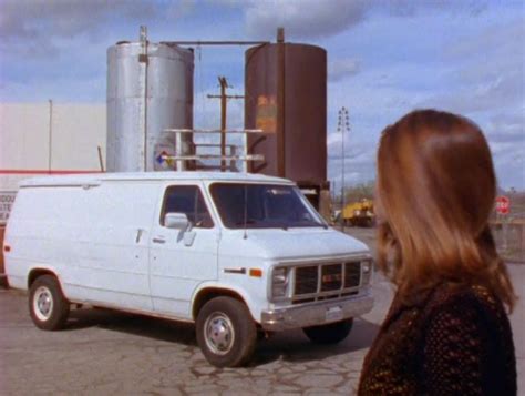 Imcdb Org Gmc Vandura In Power Rangers In Space