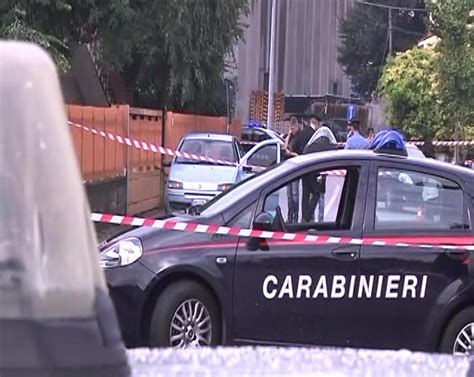 Vicenza Uccide La Moglie Fugge E Si Spara In Bocca Nanopress