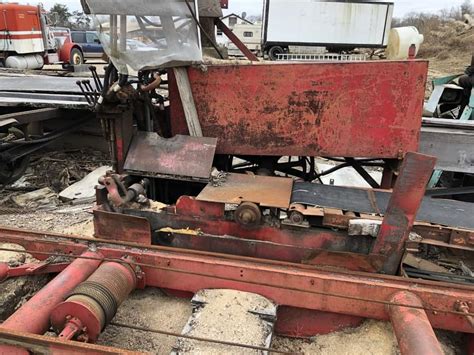 Meadows 1 Hydraulic Mobile Sawmill Portable Sawmill Equipment