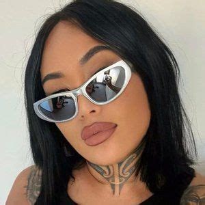 Accessories New Silver Men Women Celebrity Trend Glasses Hot Girls 200s Y2k Wrap Sunglasses