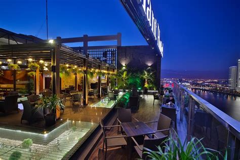 Brilliant Top Bar 다낭 레스토랑 리뷰 트립어드바이저