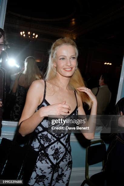 7239 Karen Mulder Fotos Und Hochauflösende Bilder Getty Images