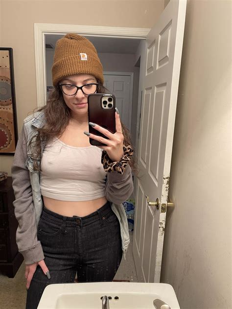 Hidden Under My Jacket At Work Nudes Pokies NUDE PICS ORG