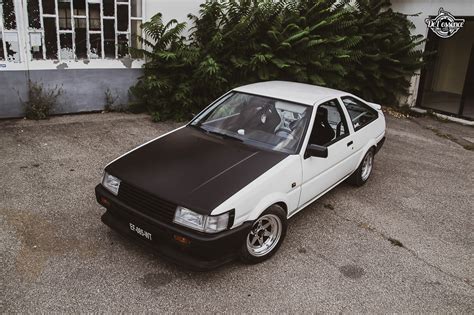 Toyota AE86 LHachiroku De Sylvain Fujiwara De L Essence Dans Mes