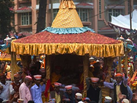 Pm Narendra Modi Will Pull Chariot Of Raghunath Ji Today Know The History Of Kullu Dussehra