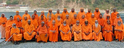 Arsha Sampradaya - Swami Dayananda Ashram