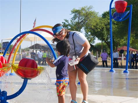 Community - New splash pad ready for Summer - 830Times