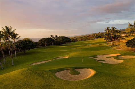 A Closer Look Into Hokulias Signature Jack Nicklaus 18 Hole Golf