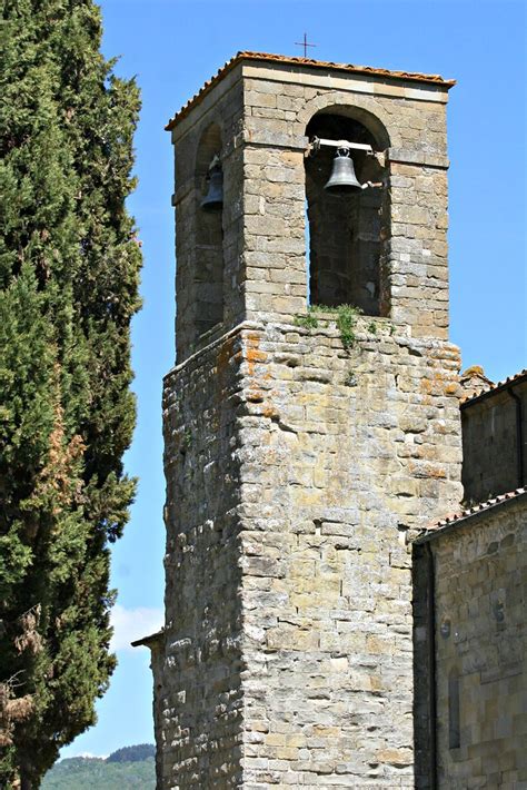 Campanile Della Pieve Di San Pietro A Romena Romena Prat Flickr