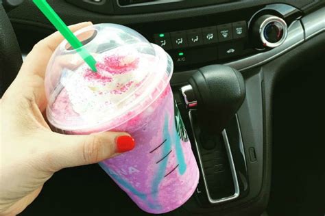 The Unicorn Frappuccino Here S What Everyones Been Thinking