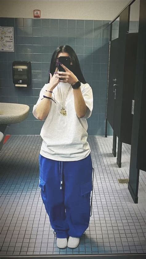 Pin by ℬℯ𝓁𝓁 on Pins by you Latina outfits Latina fashion outfits Latina outfit