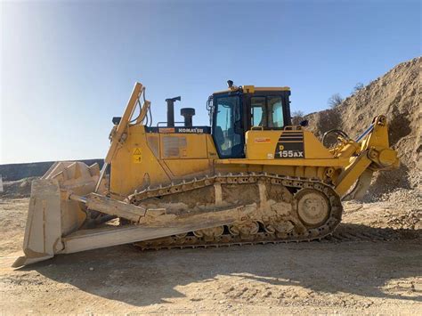 Komatsu D155ax 6 Crawler Dozers Construction Equipment Komatsu Used Equipment