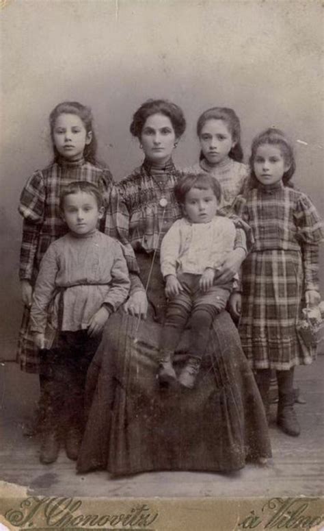 The People Of Ellis Island Portraits Of Immigrants Arriving In The U S