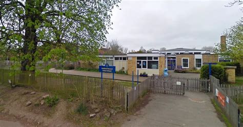 Essex primary school will start taking kids aged 2 because local nursery closed down - Essex Live