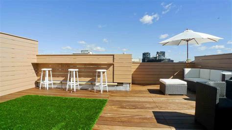 Modern Roof Deck Design