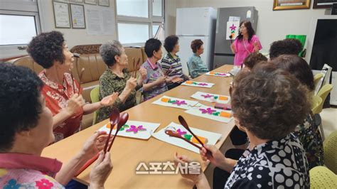 원주시 치매안심센터 경로당 대상 치매예방교실 운영