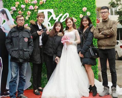 Hot girl dân tộc Thu Hương rạng rỡ trong ngày cưới