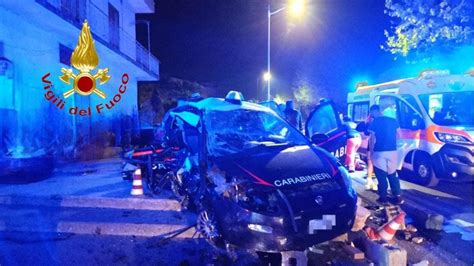 Carabinieri Morti Il Dolore Delle Famiglie Erano Innamorati Della