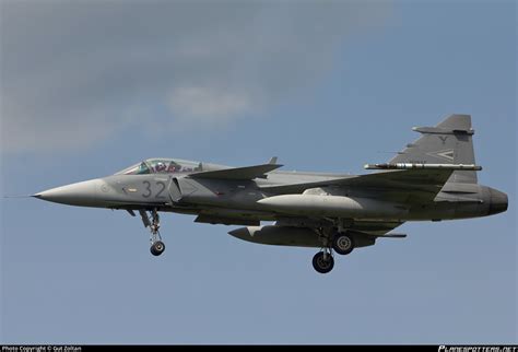 32 Hungarian Air Force Saab JAS 39 Gripen Photo By Gut Zoltan ID