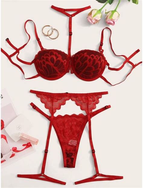 Buy Floral Lace Underwire Garter Lingerie Set With Choker Online