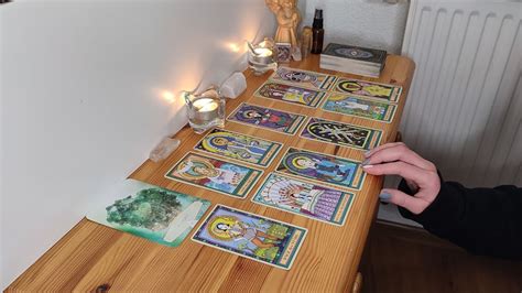 Allgemeine Tarot Liebeslegung Schütze von stürmischer See zu ruhigeren