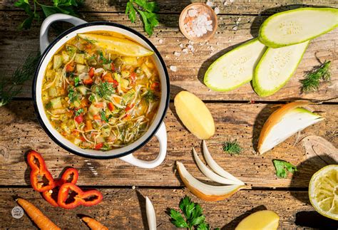Зеленчукова супа със застройка от MateKitchen