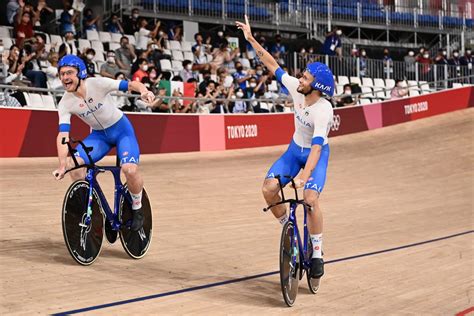 Tokyo Italia Oro E Record Nell Inseguimento Squadre Bdc Mag